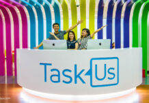 Compania americană TaskUs evaluată la aproape 3 miliarde dolari, cu Facebook, Uber, Zoom și Netflix printre clienți, intră în România