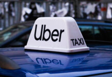 Șofer pe Uber, prins de polițiști că nu avea carnet